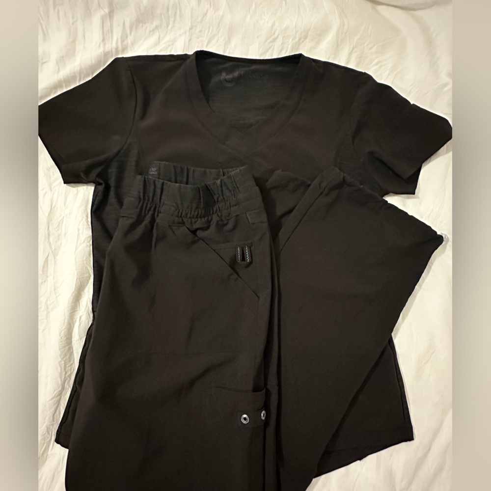 Women’s scrub set